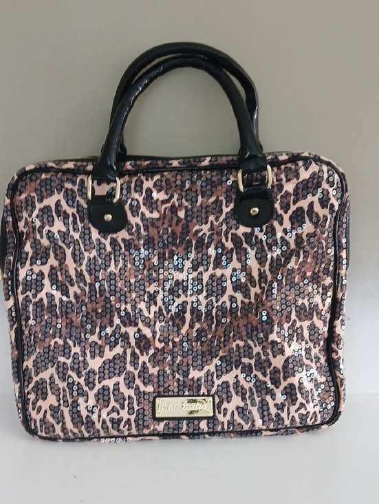Betsey Johnson Handbags - Betsey Johnson Sequin Leopard Print Laptop Bag